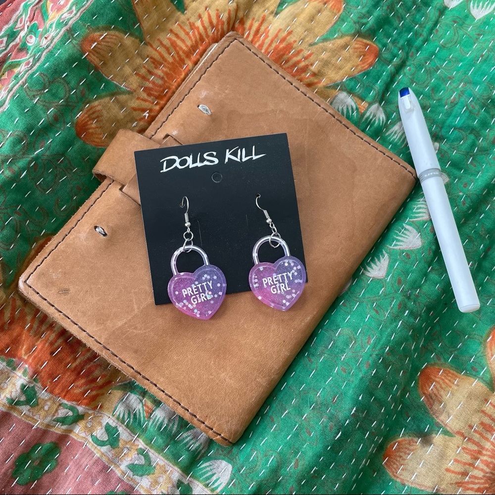 Dolls Kill retro earrings - Picture 2 of 3